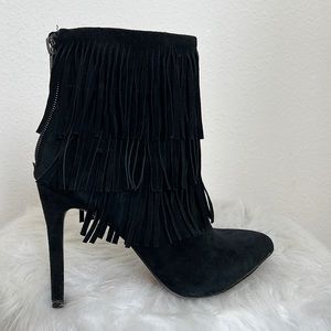 Steve Madden Flapper fringe suede boots